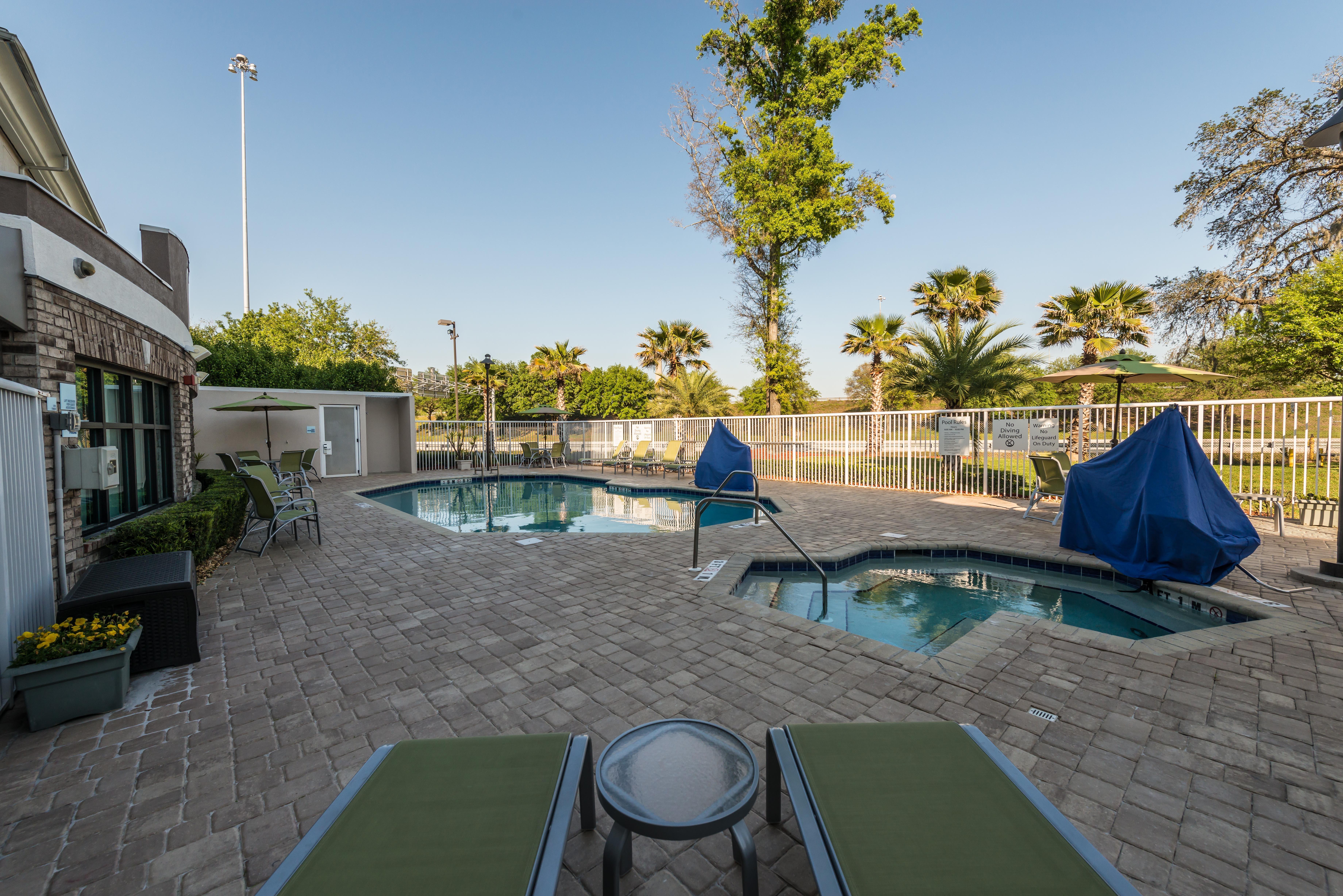 Holiday Inn Express Hotel & Suites Jacksonville-Blount Island By Ihg Eksteriør billede