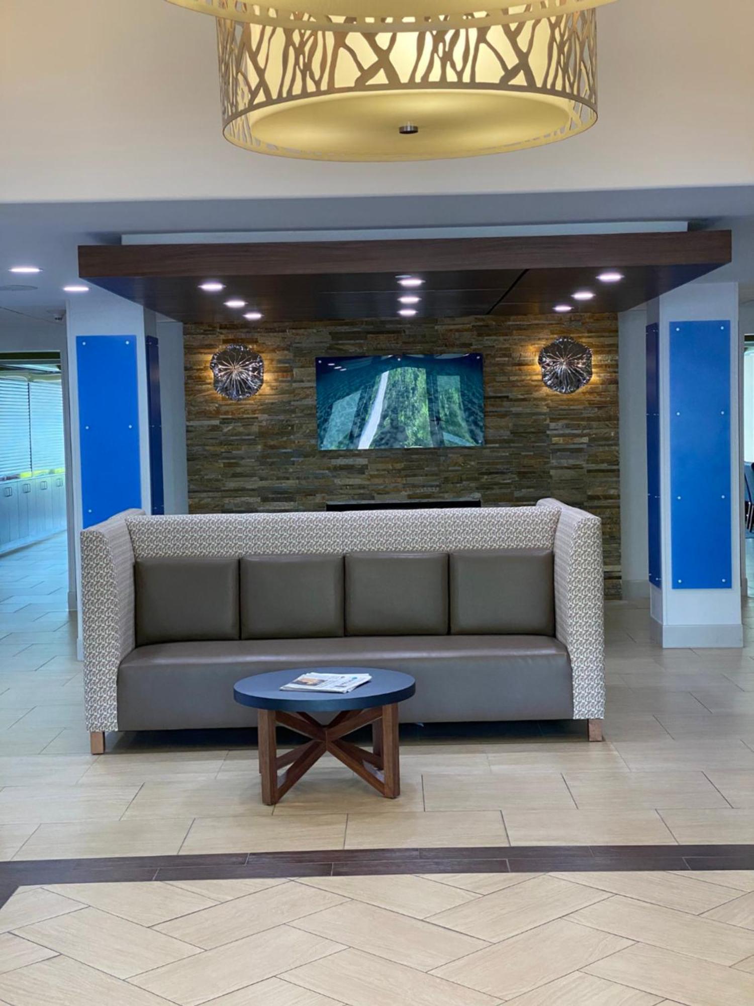 Holiday Inn Express Hotel & Suites Jacksonville-Blount Island By Ihg Eksteriør billede