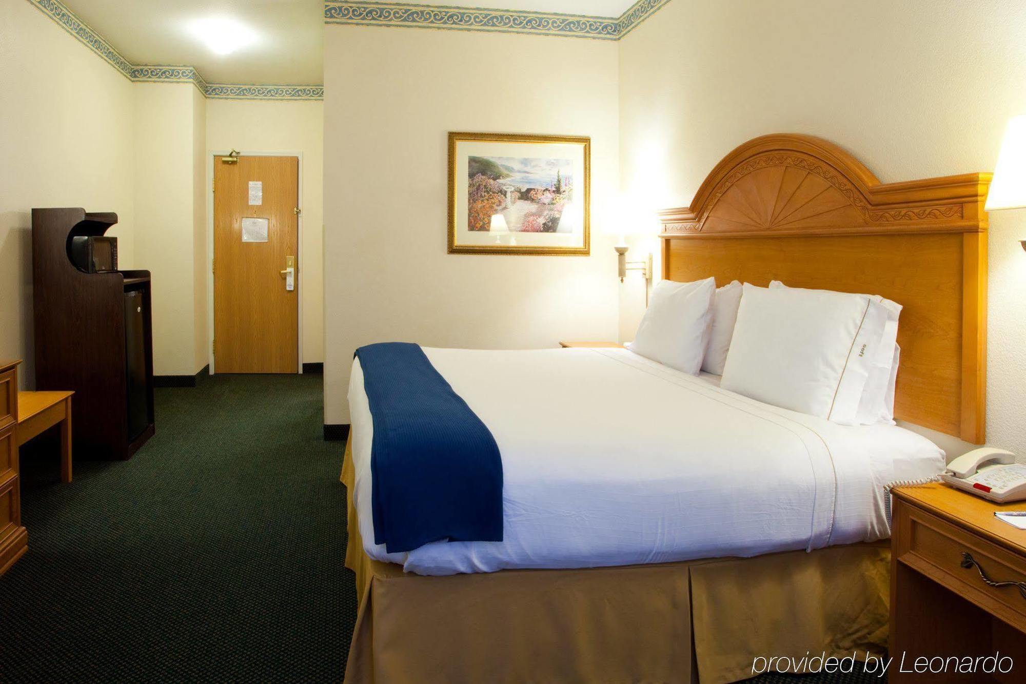 Holiday Inn Express Hotel & Suites Jacksonville-Blount Island By Ihg Værelse billede